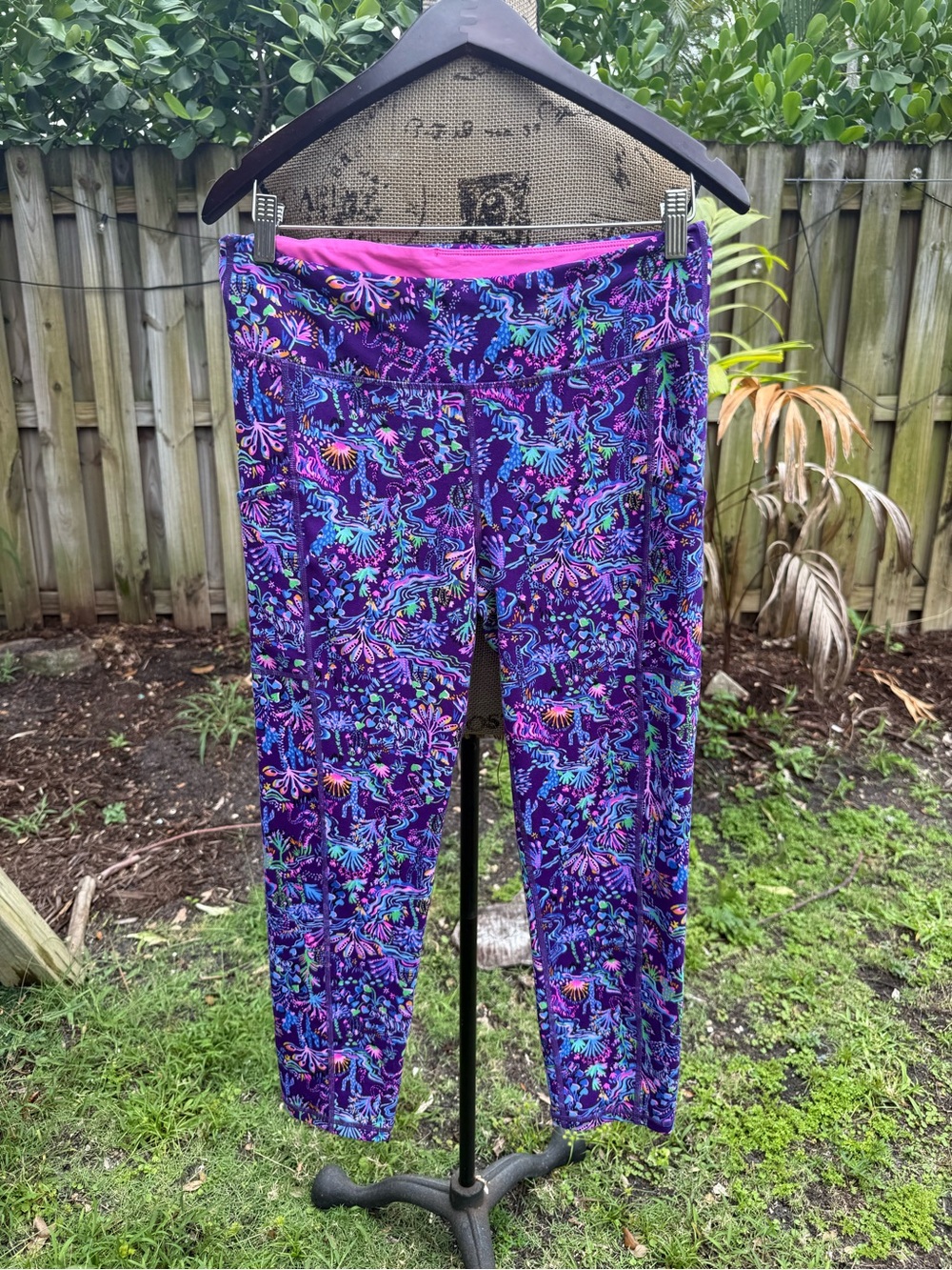 Lilly Pulitzer leggings L EUC